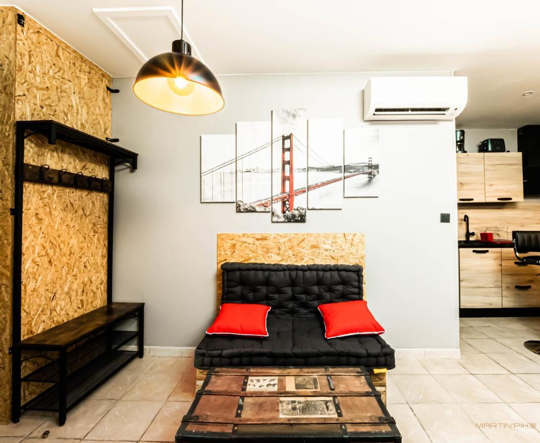 Centre Historique - Free Parking - Self Checkin - Wifi - Industriel - Sleepntripbeziers * Béziers